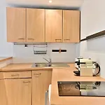 Appartement Paisible Et Central Rivoli - II